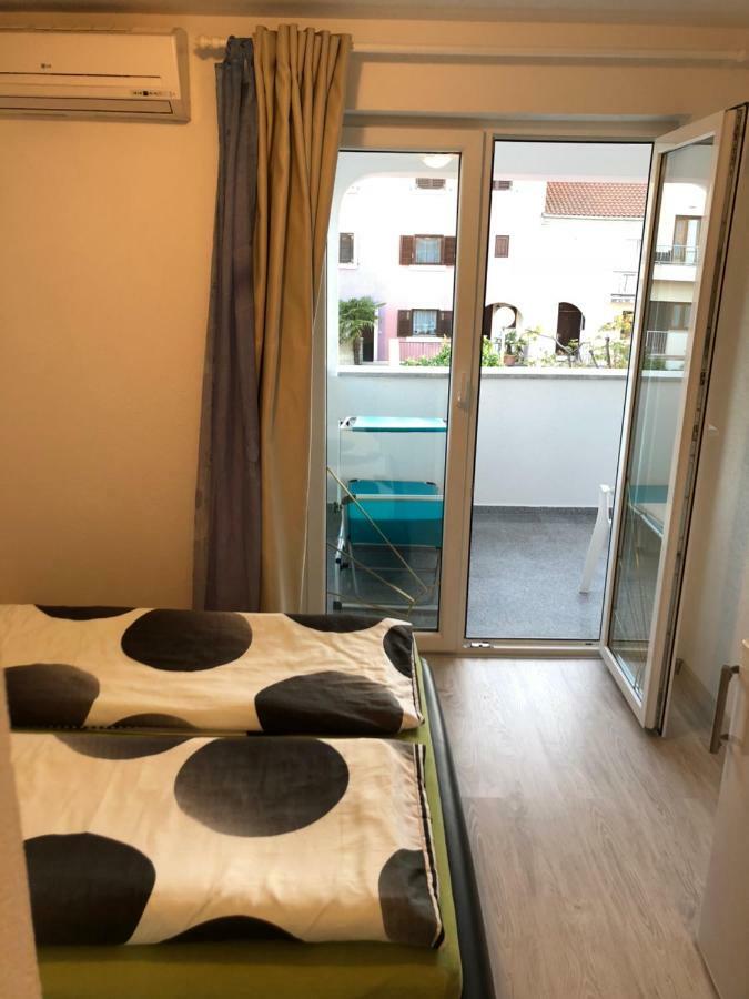 Guest House Jadro Rovinj Exteriör bild