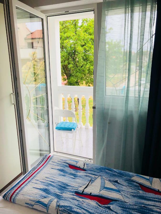 Guest House Jadro Rovinj Exteriör bild